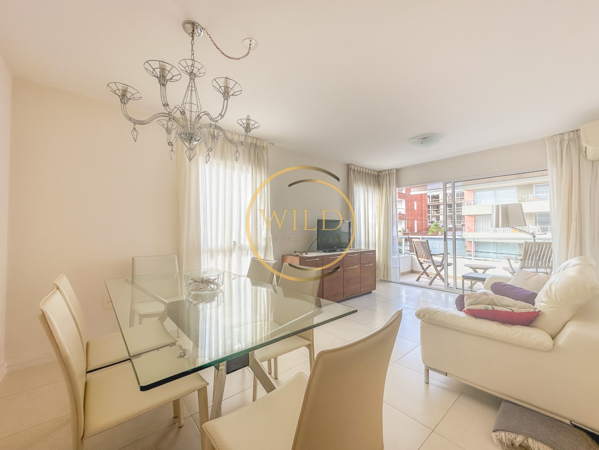 Apartamento ID.2274 - Peninsula, amplio y soleado apartamento de dos dormitorios
