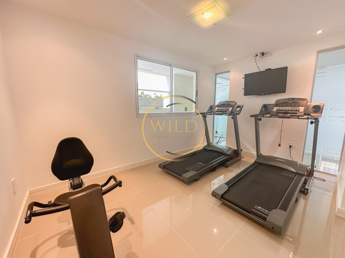 Apartamento ID.2274 - Peninsula, amplio y soleado apartamento de dos dormitorios