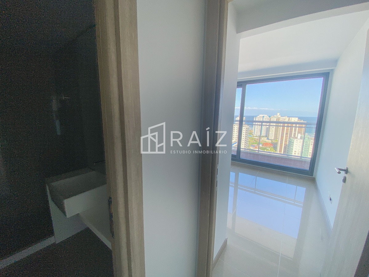 Apartamento ID.11030 - Piso alto en Brava, 2 dormitorios