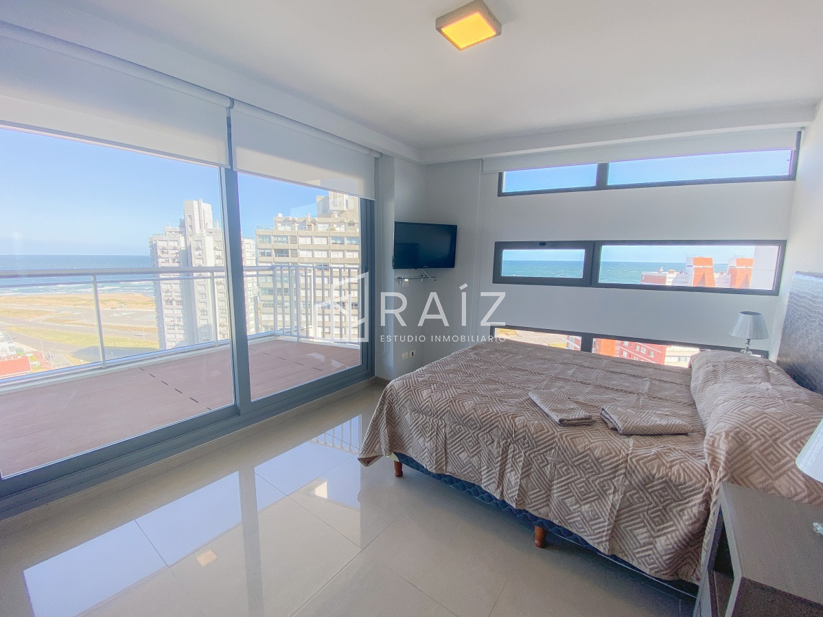 Apartamento ID.11034 - Piso alto en Brava, 2 suites más toilette