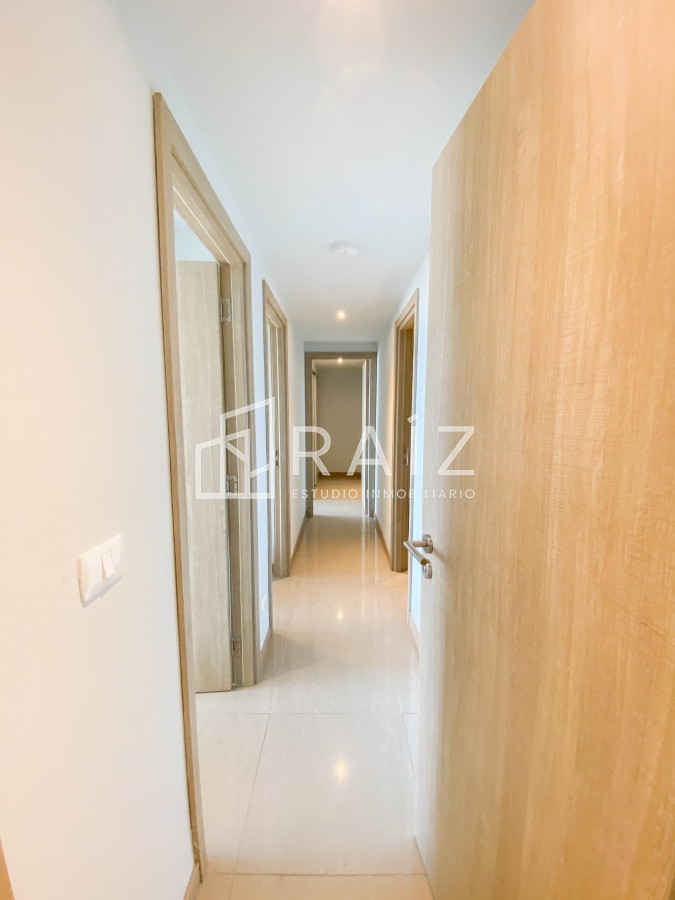 Apartamento ID.11032 - Amplio apartamento en brava, 3 dormitorios