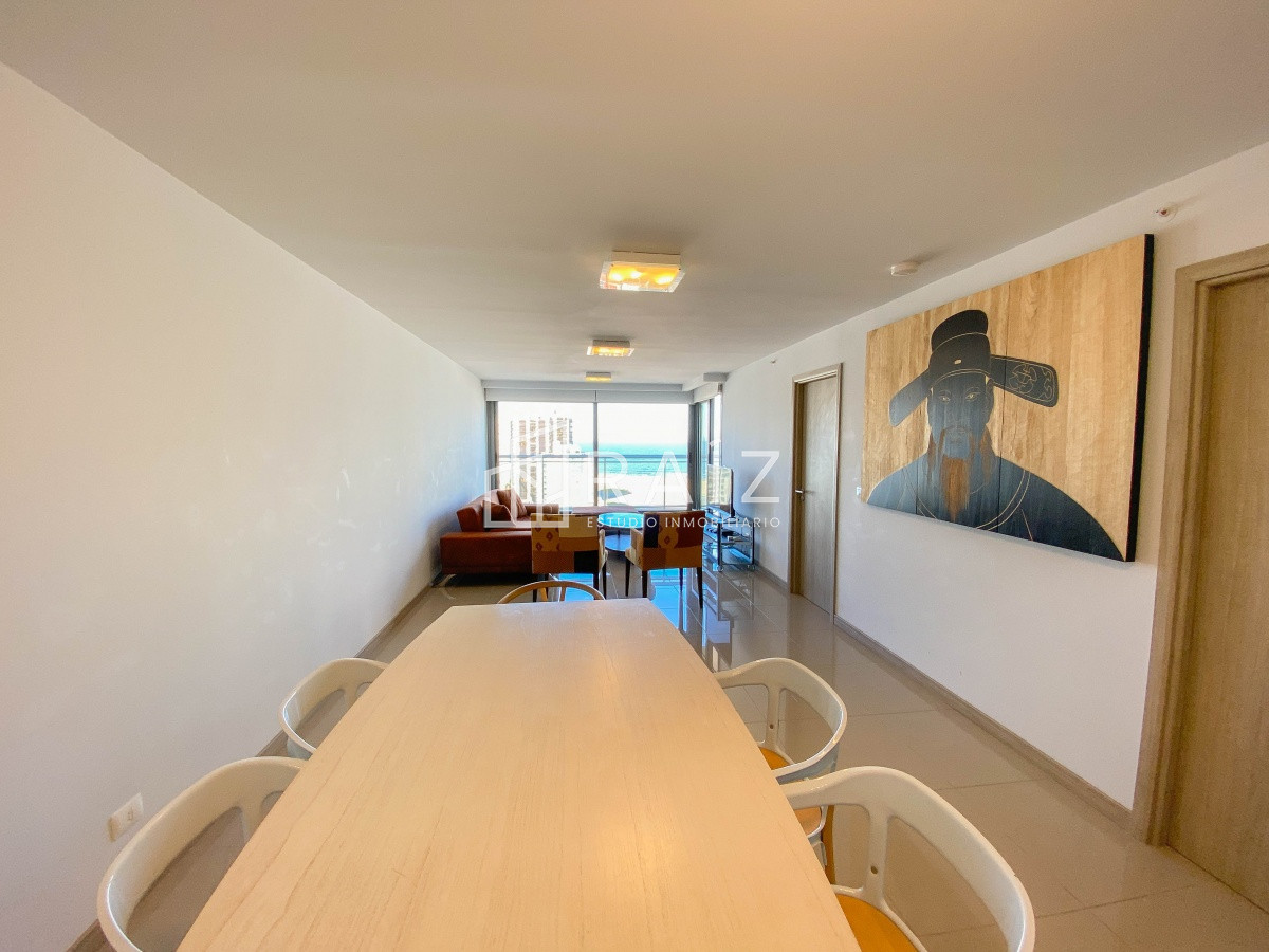 Apartamento ID.11036 - Piso alto con vista brava, dos suites