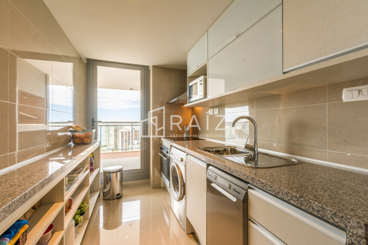Apartamento ID.11024 - Piso alto en Mansa