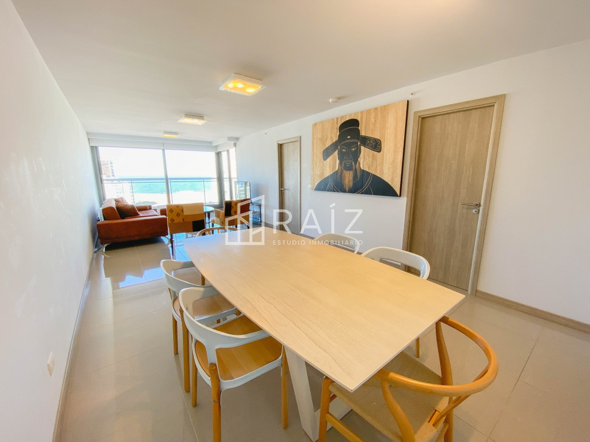 Apartamento ID.11036 - Piso alto con vista brava, dos suites