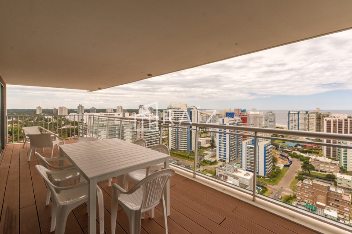 Apartamento ID.11024 - Piso alto en Mansa