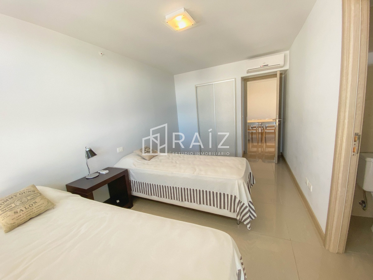 Apartamento ID.11036 - Piso alto con vista brava, dos suites