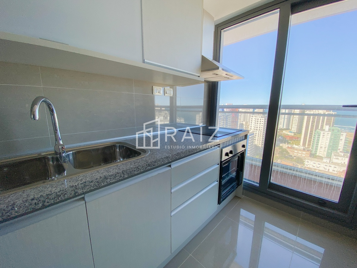 Apartamento ID.11031 - Piso alto en Brava, 2 dormitorios