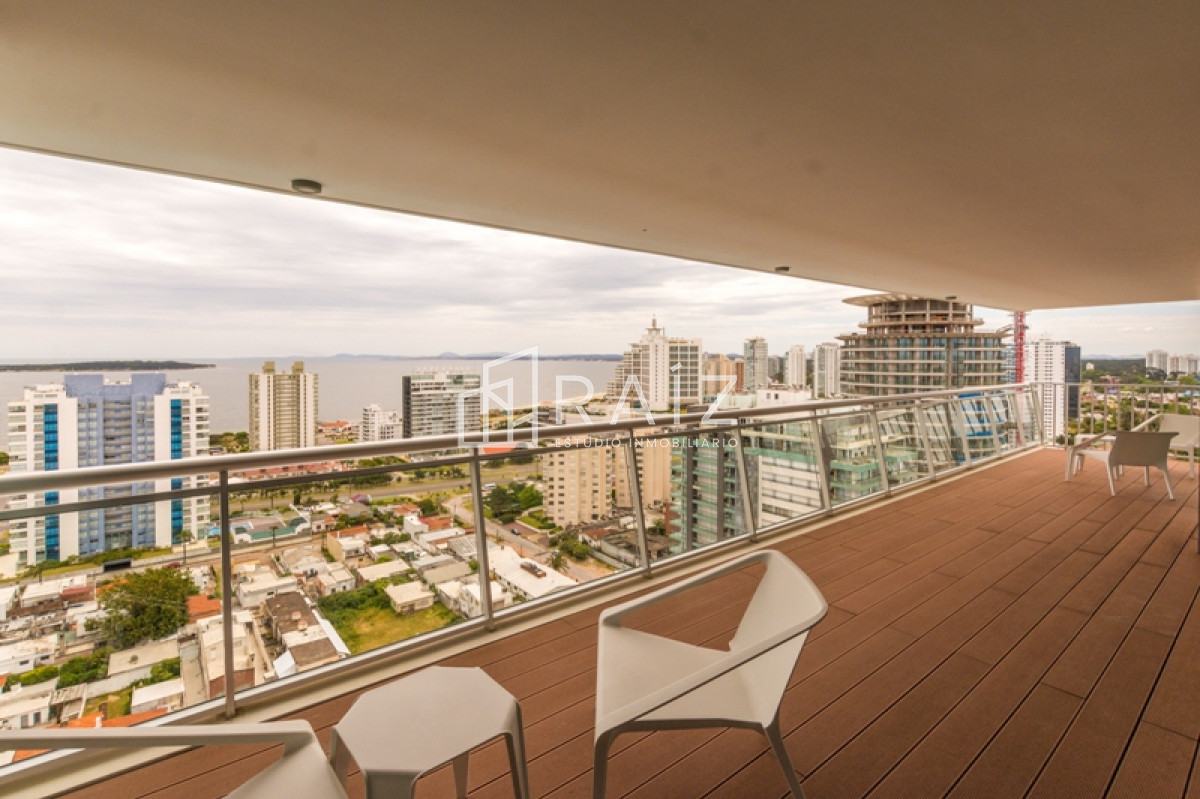 Apartamento ID.11024 - Piso alto en Mansa