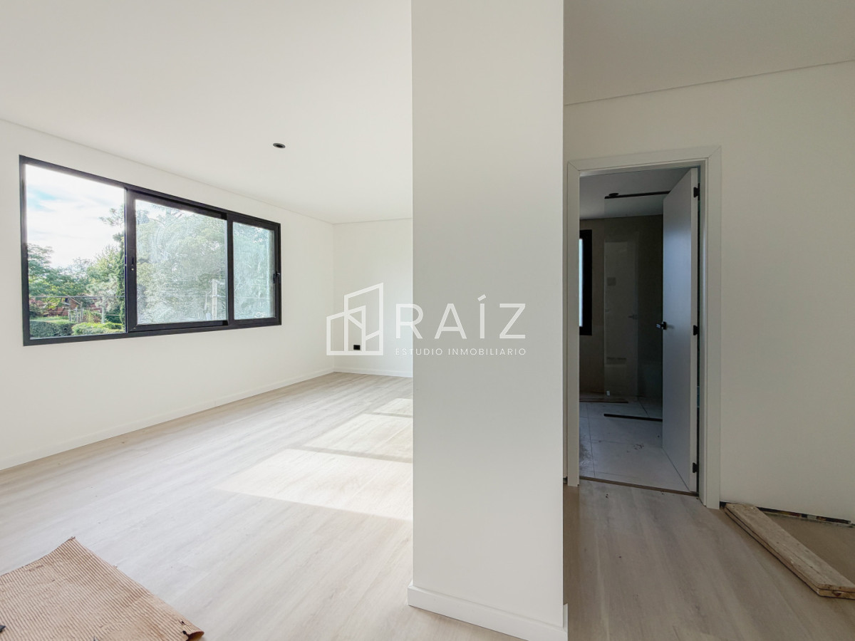 Casa ID.12105 - VENTA CASA 3 DORMITORIOS BARRIO CORDOBA A ESTRENAR