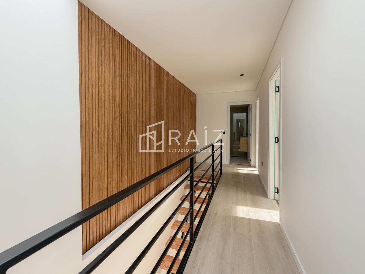 Casa ID.12105 - VENTA CASA 3 DORMITORIOS BARRIO CORDOBA A ESTRENAR