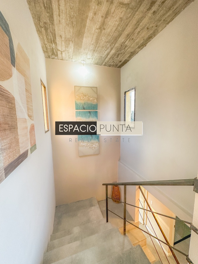 Casa ID.241 - Casa con vista a Laguna del Diario, 3 dormitorios más dependencia y piscina