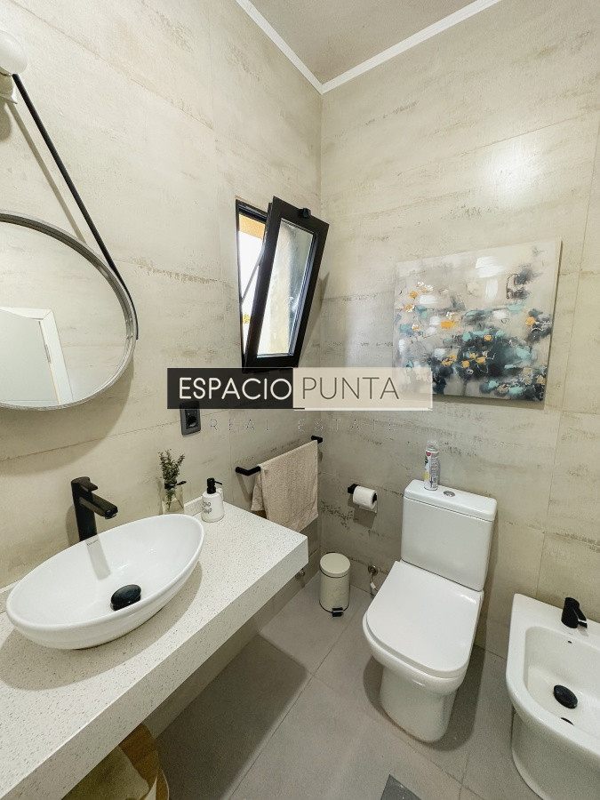 Casa ID.241 - Casa con vista a Laguna del Diario, 3 dormitorios más dependencia y piscina