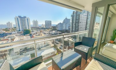 Onix, oportunidad en piso alto con un dormitorio y medio