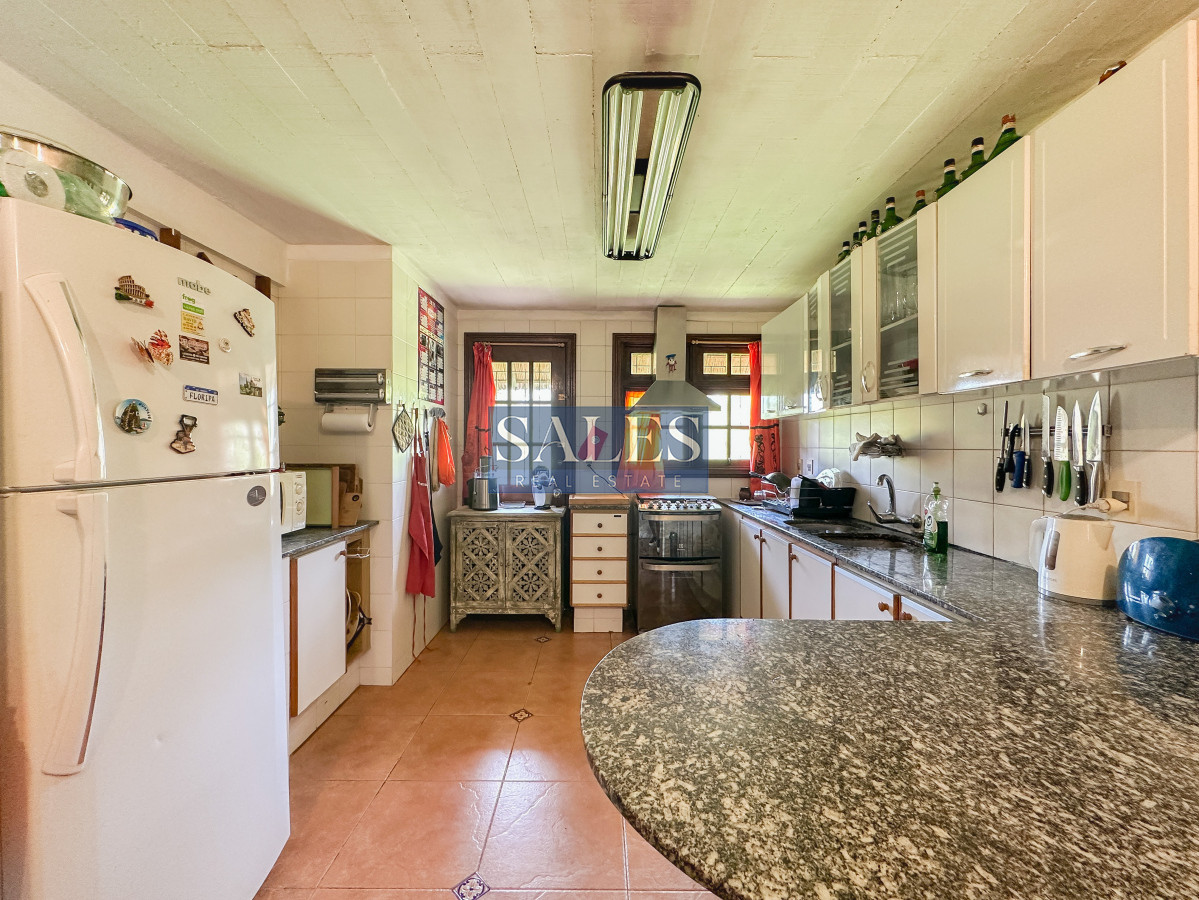 Casa ID.1214 - Casa en Jardines de Córdoba, 3 suites más toilette