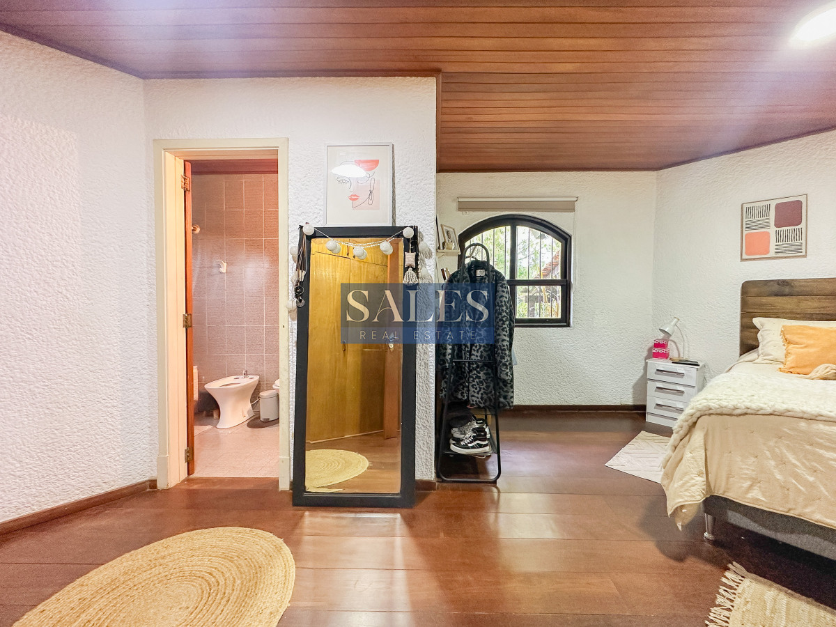 Casa ID.1346 - Casa en Pinares, 3 dormitorios más dependencia