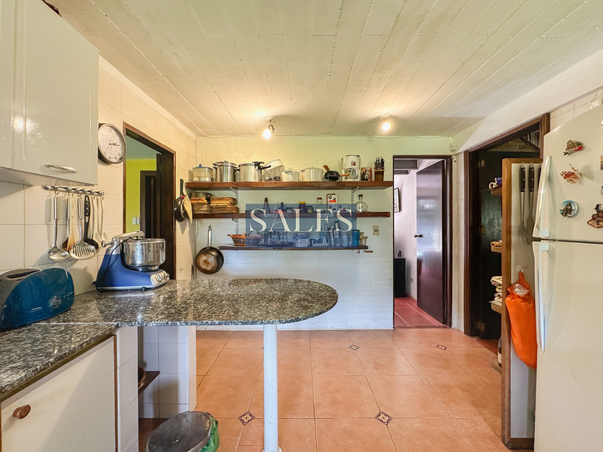 Casa ID.1214 - Casa en Jardines de Córdoba, 3 suites más toilette