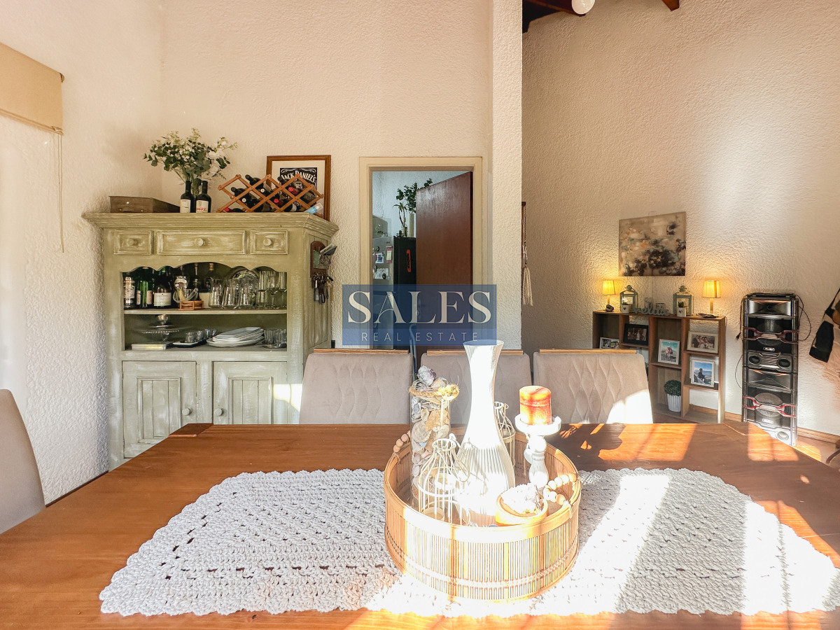 Casa ID.1346 - Casa en Pinares, 3 dormitorios más dependencia
