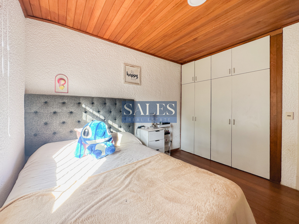 Casa ID.1346 - Casa en Pinares, 3 dormitorios más dependencia