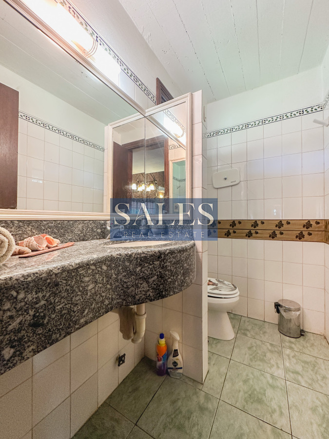 Casa ID.1214 - Casa en Jardines de Córdoba, 3 suites más toilette
