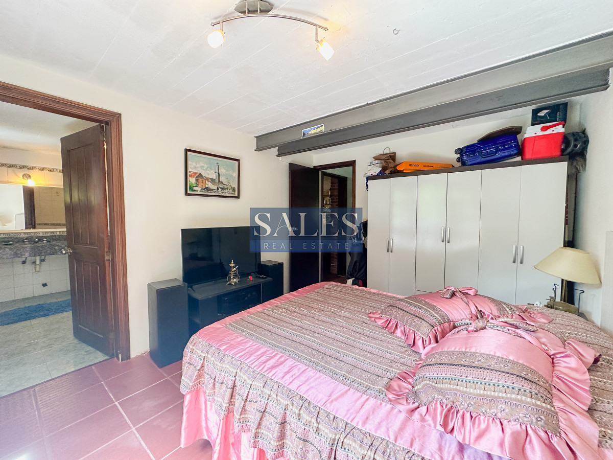 Casa ID.1214 - Casa en Jardines de Córdoba, 3 suites más toilette