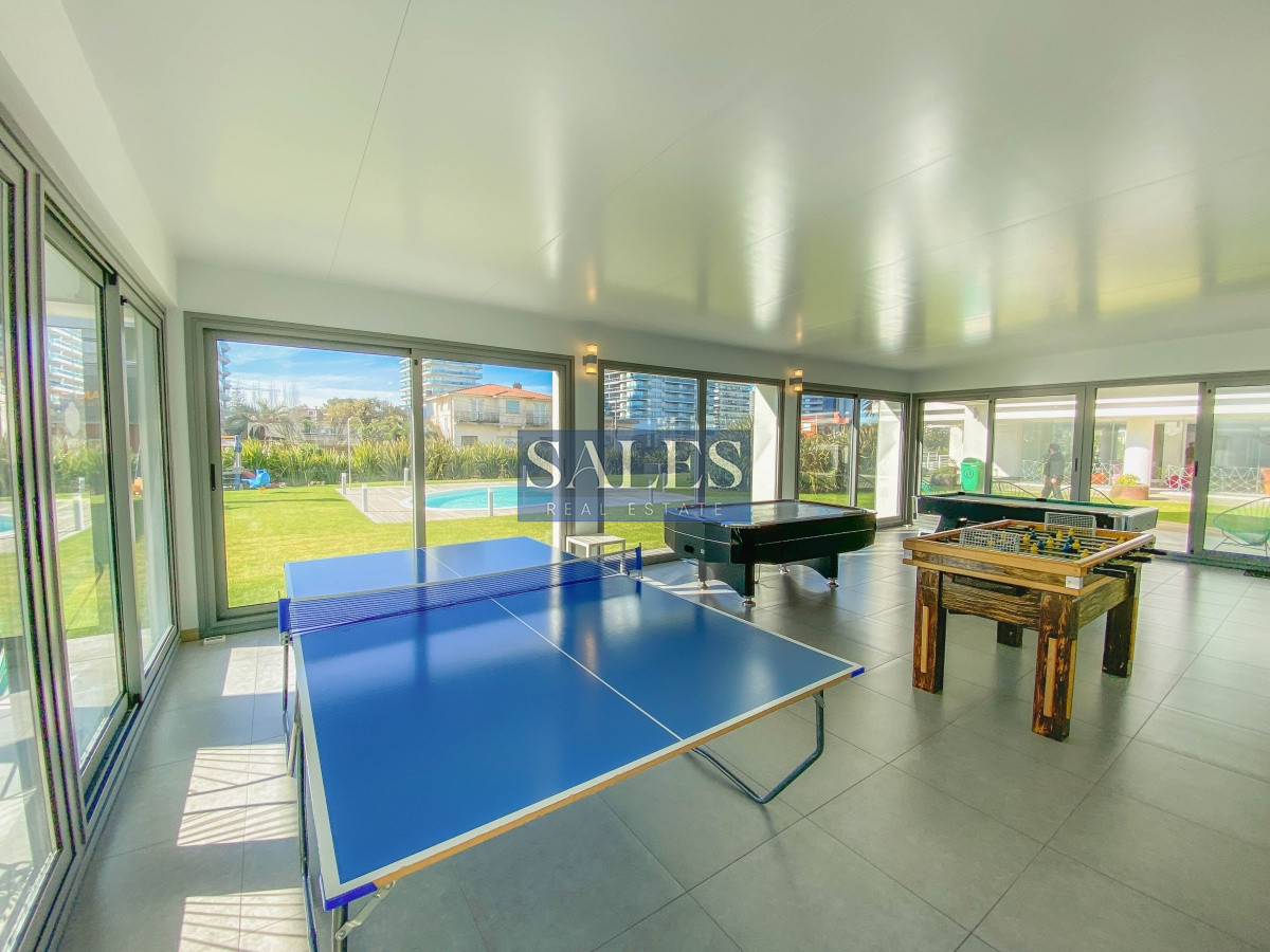 Apartamento ID.1104 - Piso alto en Brava, 2 suites más toilette
