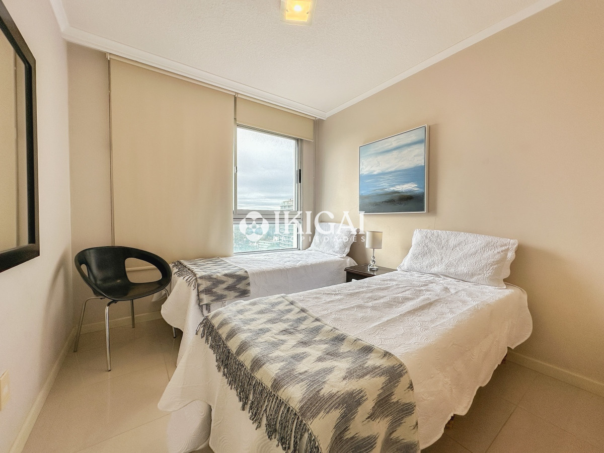 Apartamento ID.483 - Apartamento en Roosevelt, piso alto, 2 dormitorios