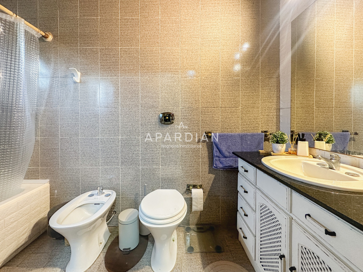 Casa ID.21097888 - Casa en Pinares, 3 dormitorios más dependencia