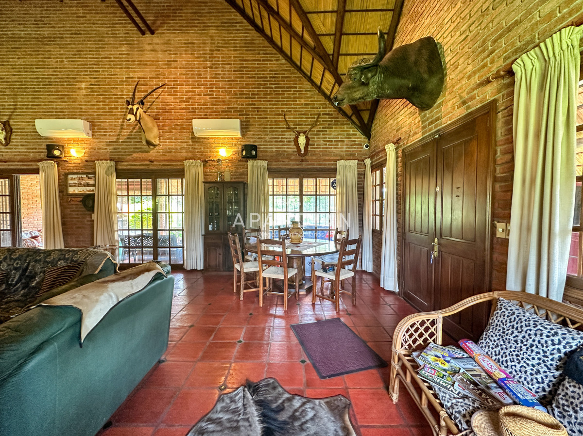 Casa ID.21097535 - Casa en Jardines de Córdoba, 3 suites más toilette