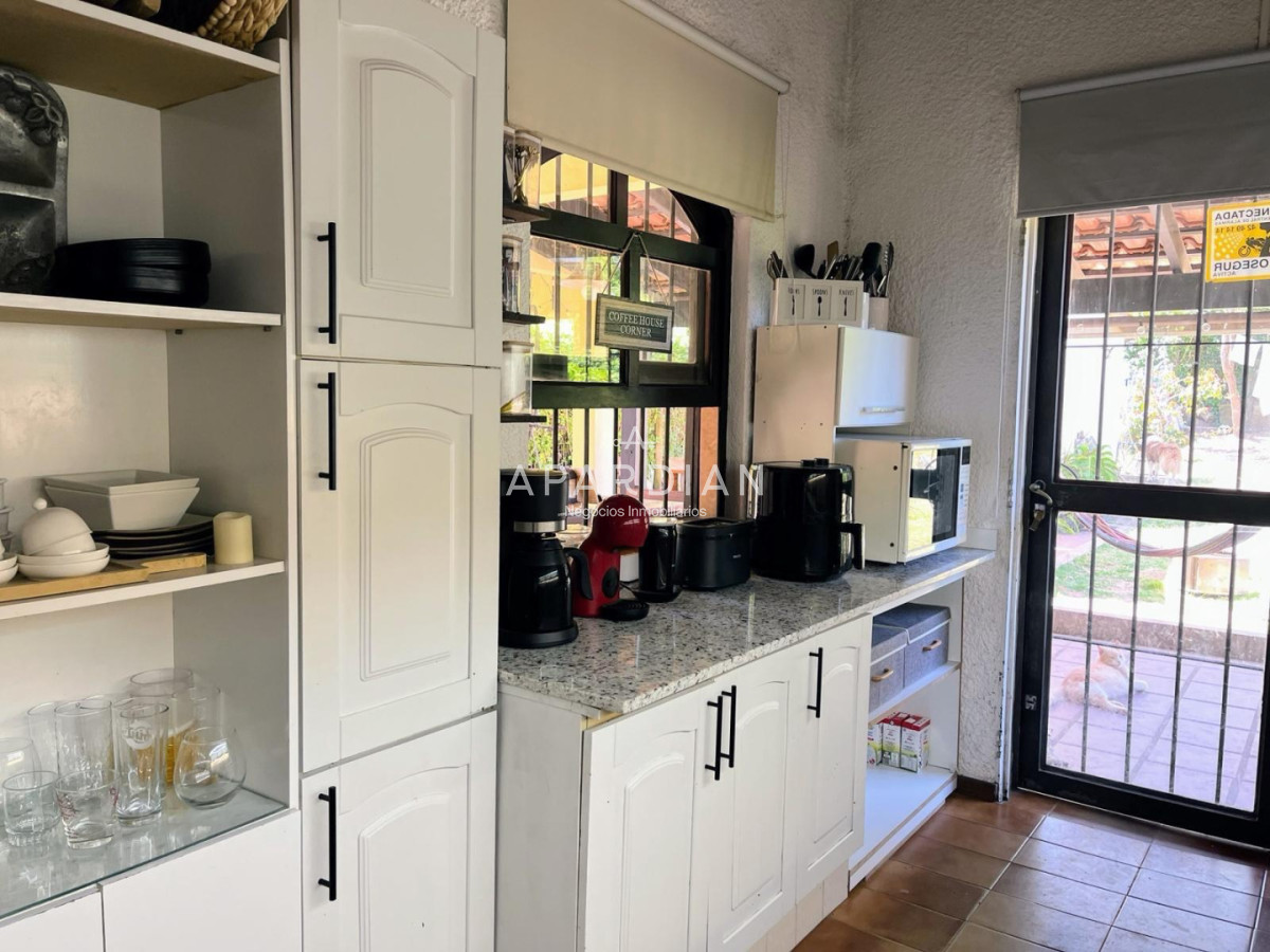 Casa ID.21097888 - Casa en Pinares, 3 dormitorios más dependencia