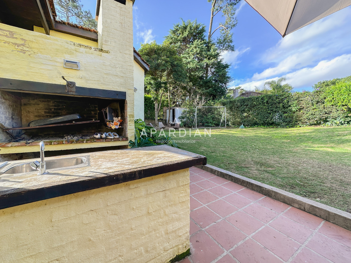 Casa ID.21097888 - Casa en Pinares, 3 dormitorios más dependencia