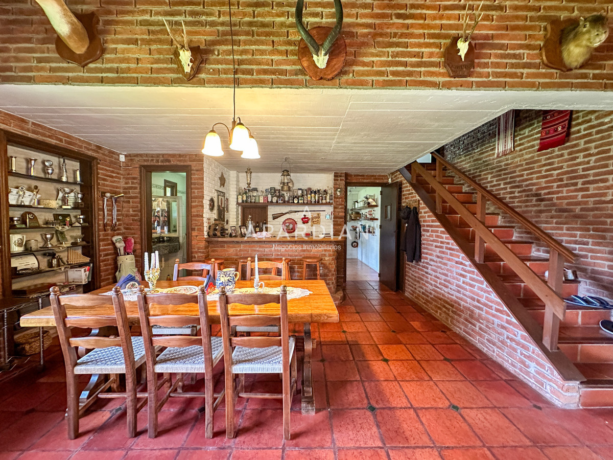 Casa ID.21097535 - Casa en Jardines de Córdoba, 3 suites más toilette