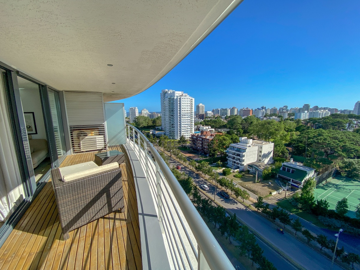 Apartamento ID.337 - Apartamento en Roosevelt, 2 dormitorios, piso alto