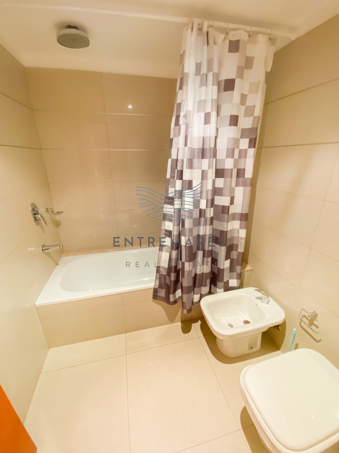 Apartamento ID.337 - Apartamento en Roosevelt, 2 dormitorios, piso alto