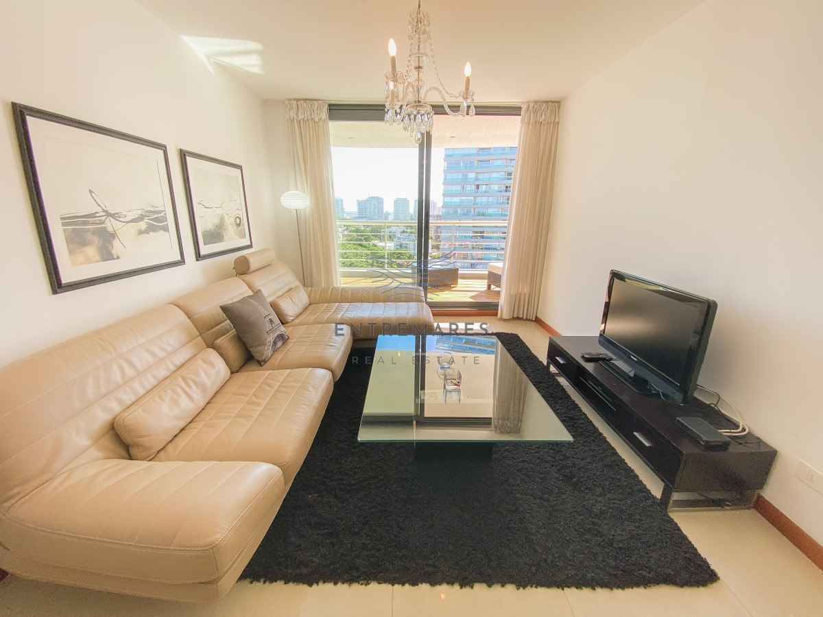 Apartamento ID.337 - Apartamento en Roosevelt, 2 dormitorios, piso alto