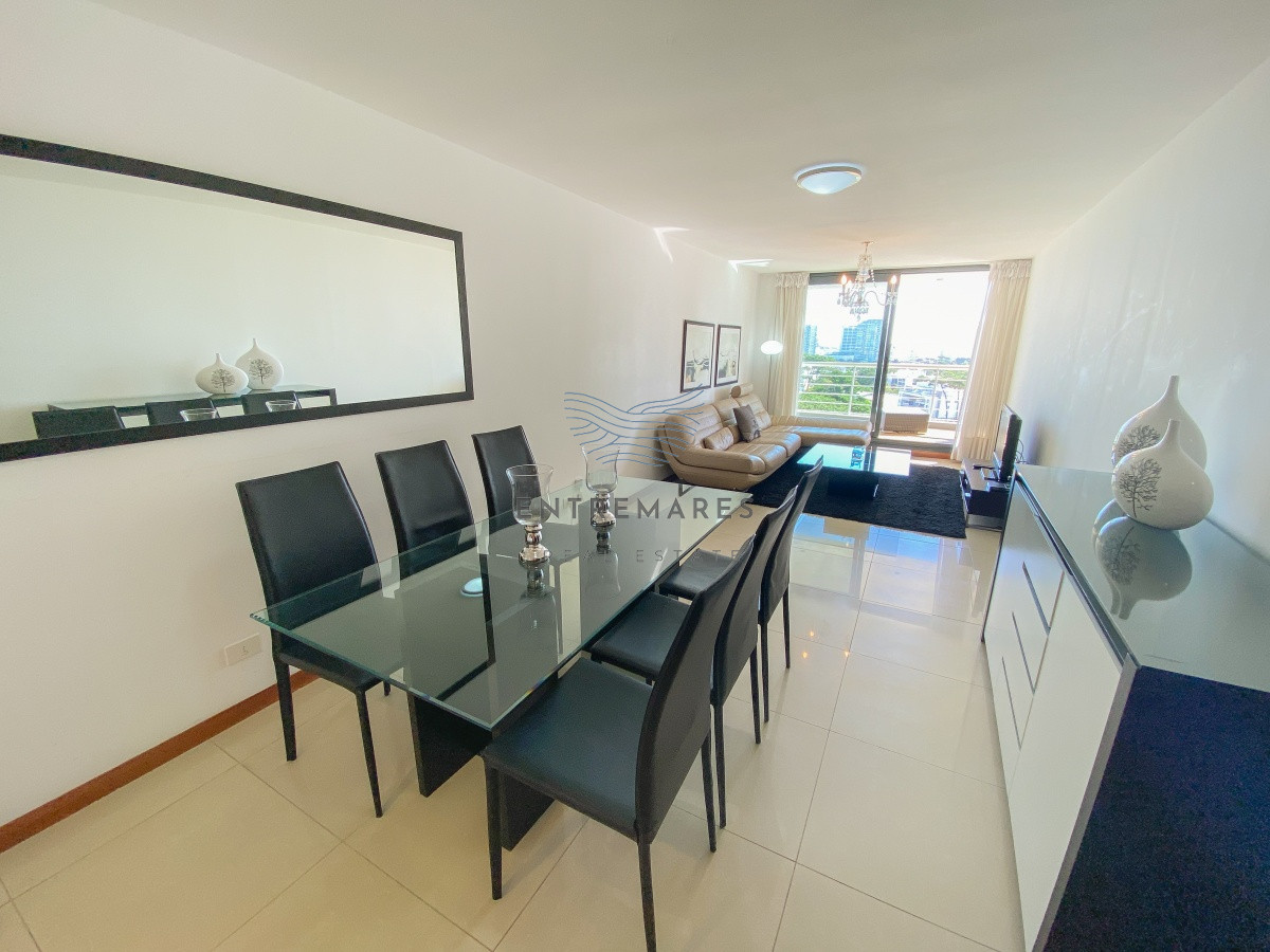 Apartamento ID.337 - Apartamento en Roosevelt, 2 dormitorios, piso alto