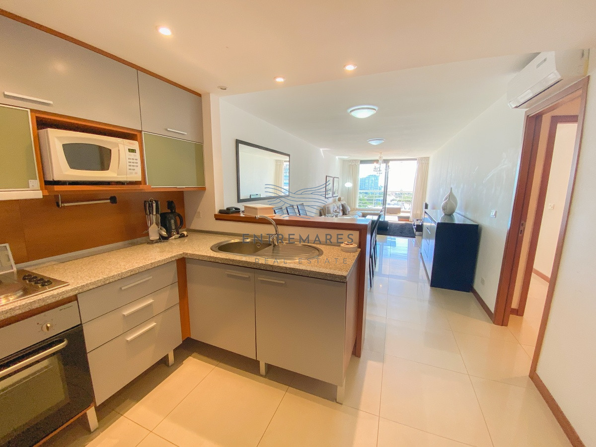 Apartamento ID.337 - Apartamento en Roosevelt, 2 dormitorios, piso alto