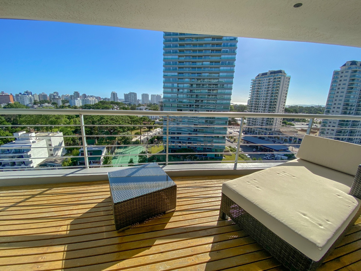Apartamento ID.337 - Apartamento en Roosevelt, 2 dormitorios, piso alto
