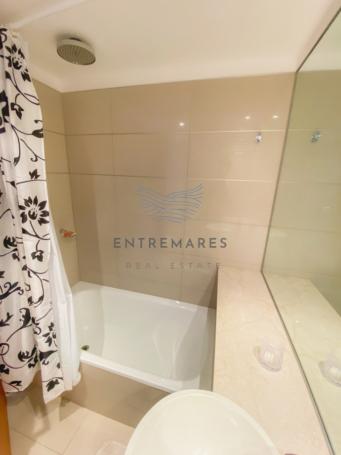 Apartamento ID.337 - Apartamento en Roosevelt, 2 dormitorios, piso alto