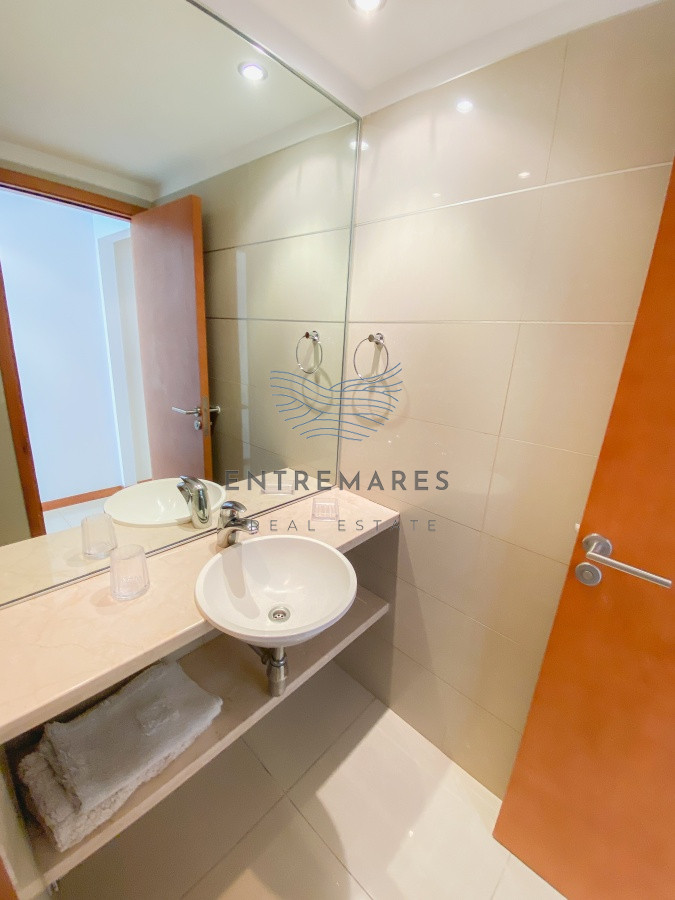 Apartamento ID.337 - Apartamento en Roosevelt, 2 dormitorios, piso alto