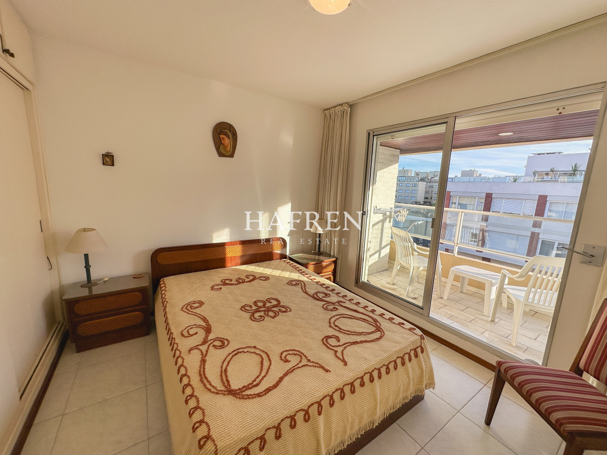 Apartamento ID.245 - Peninsula, apartamento en venta de 2 dormitorios con garage