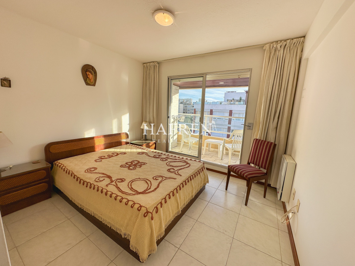 Apartamento ID.245 - Peninsula, apartamento en venta de 2 dormitorios con garage