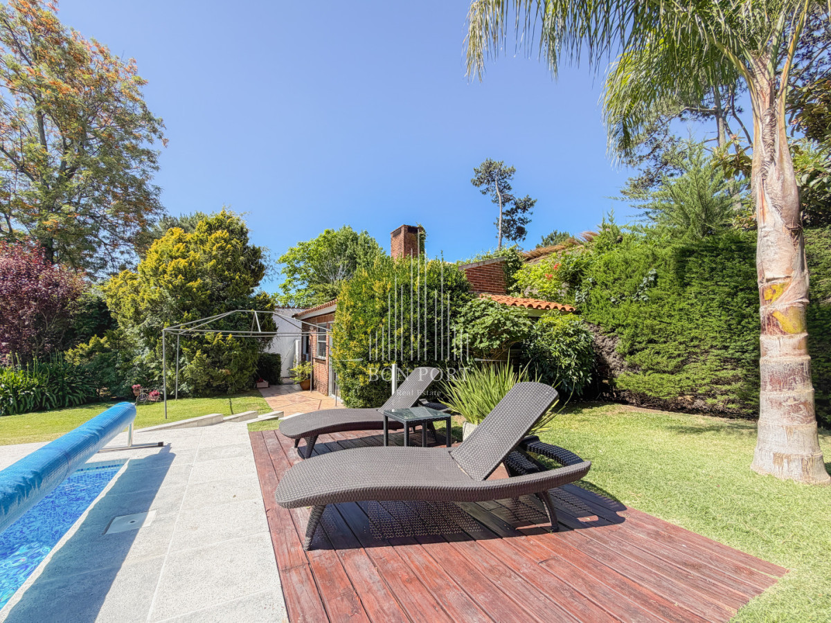 Casa ID.178 - Casa en Pinares, 4 dormitorios y piscina climatizada