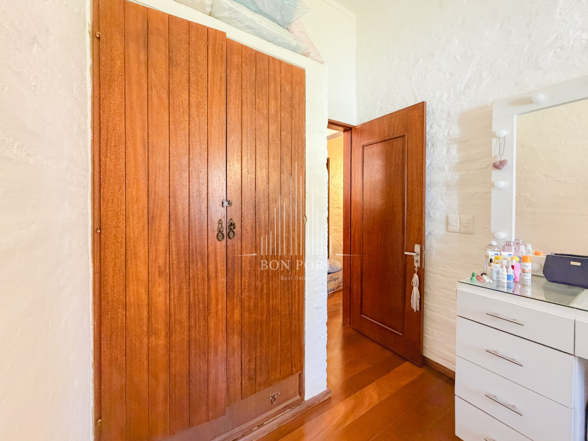 Casa ID.178 - Casa en Pinares, 4 dormitorios y piscina climatizada