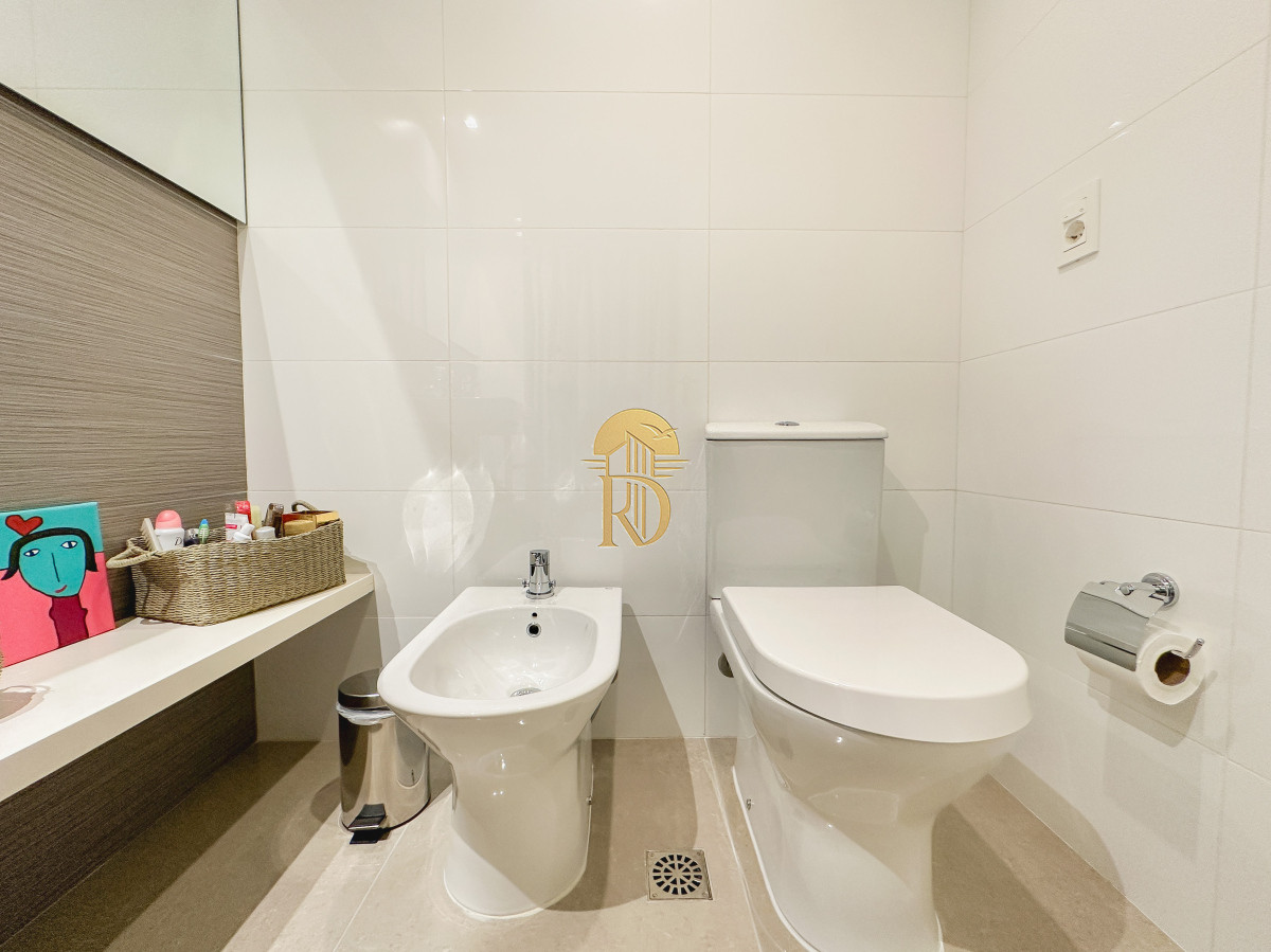 Apartamento en Brava, 3 suites más toilette -id-139-29