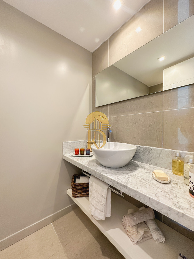 Apartamento en Brava, 3 suites más toilette -id-139-14