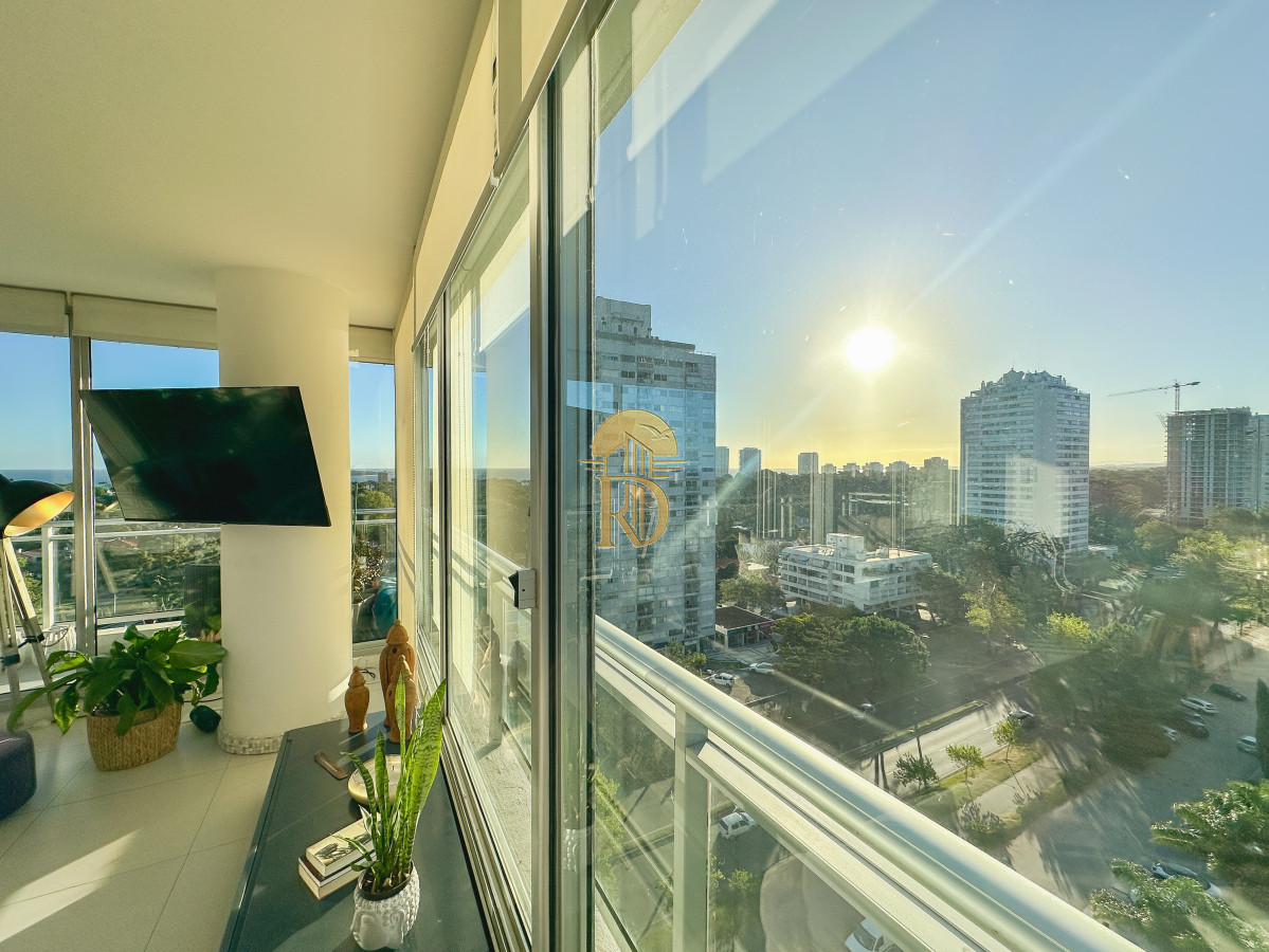 Piso alto en Roosevelt, 2 dormitorios -id-49-9
