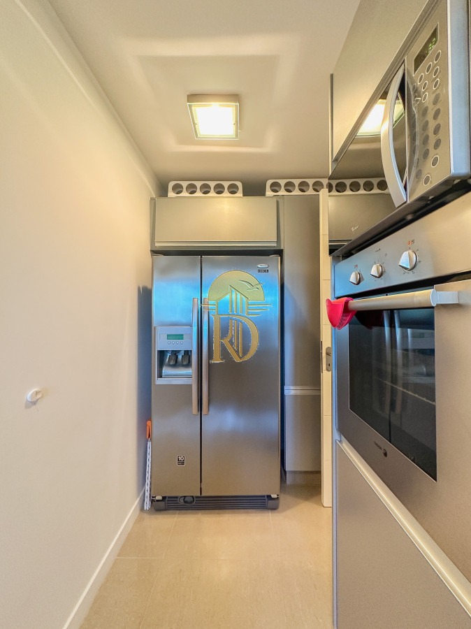 Apartamento en Brava, 3 suites más toilette -id-139-17