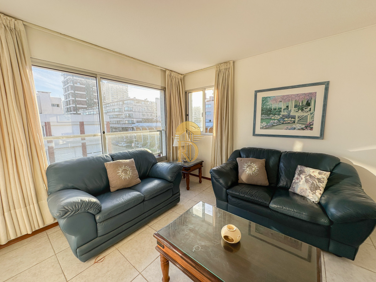 Peninsula, apartamento en venta de dos dormitorios con garage -id-223-8