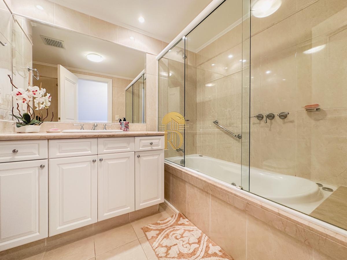 Apartamento en Millenium con vista al mar y dos suites -id-199-17