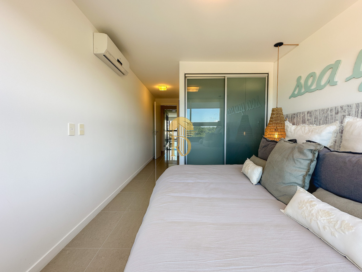 Apartamento en Brava, 3 suites más toilette -id-139-27